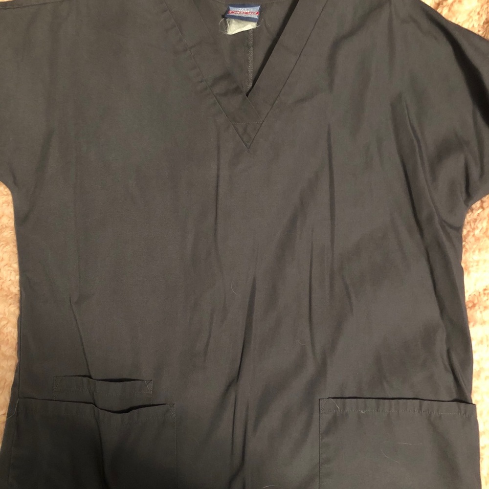 🖤XS Cherokee Scrub Top🖤